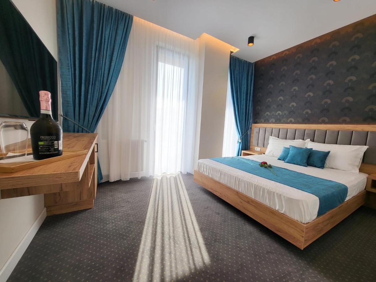 Hotel Excellence Бухарест Экстерьер фото