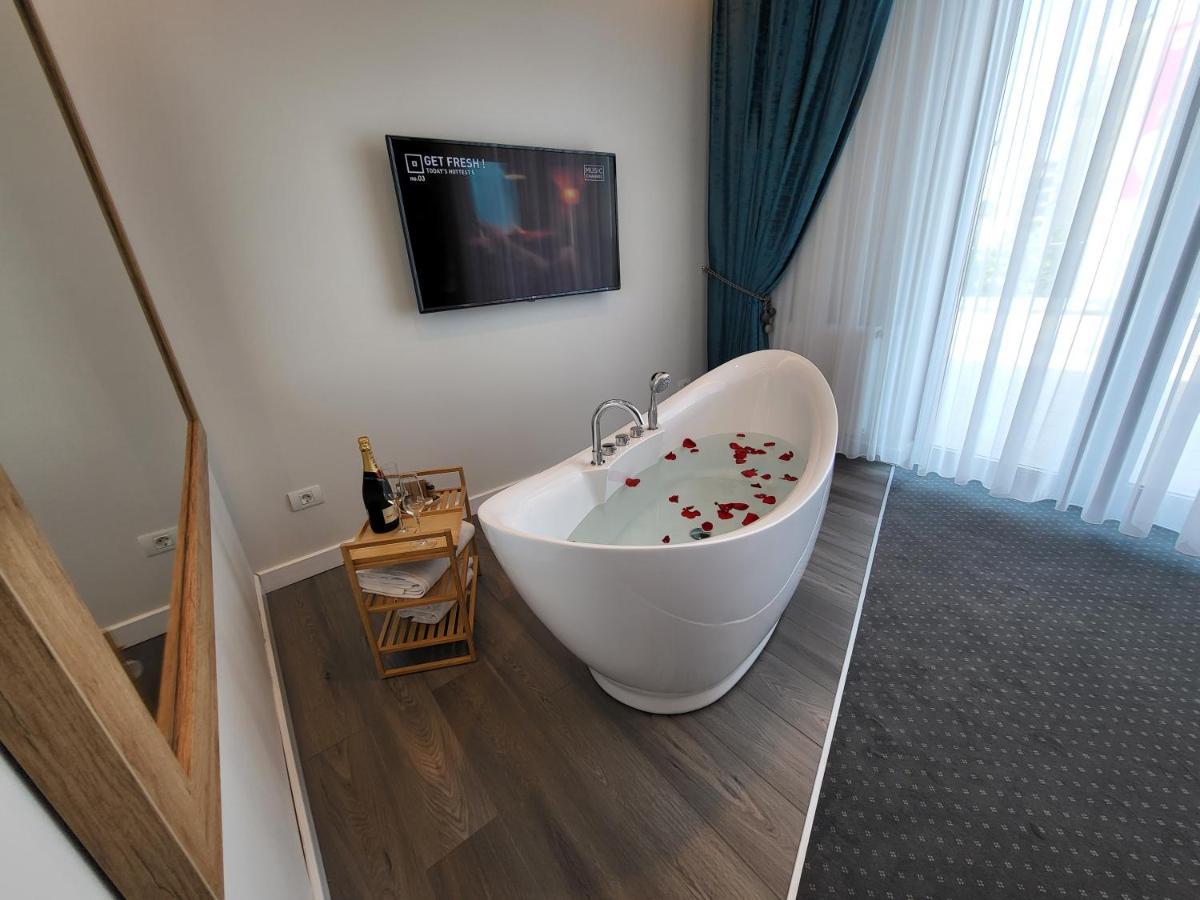 Hotel Excellence Бухарест Экстерьер фото